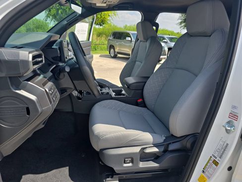 New 2026 Toyota Tacoma SR5 AWD/4WD image 11