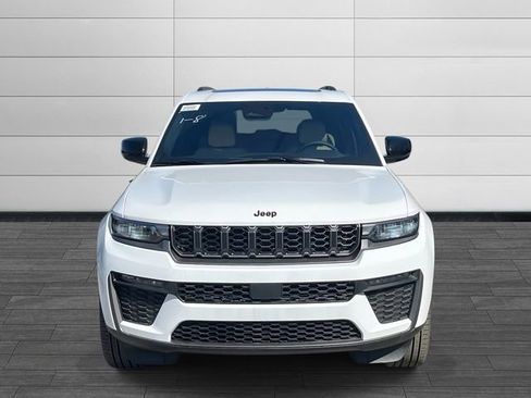 New 2026 Jeep Grand Cherokee Limited image 8