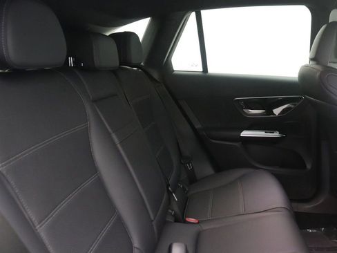 Certified 2026 Mercedes-Benz GLC 300 image 31