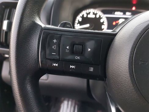 Used 2024 Nissan Pathfinder S w/ Cargo Package image 18