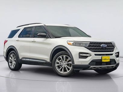 Certified 2023 Ford Explorer XLT w/ Equipment Group 202A