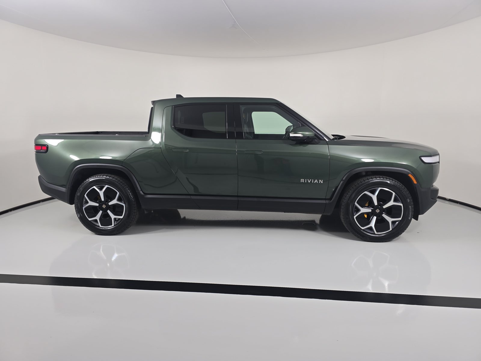 Used 2023 Rivian R1T Adventure Quad AWD/4WD image 6