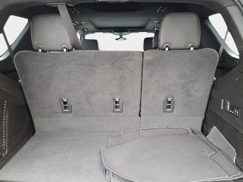 Used 2022 Chevrolet Tahoe LT w/ Luxury Package image 19