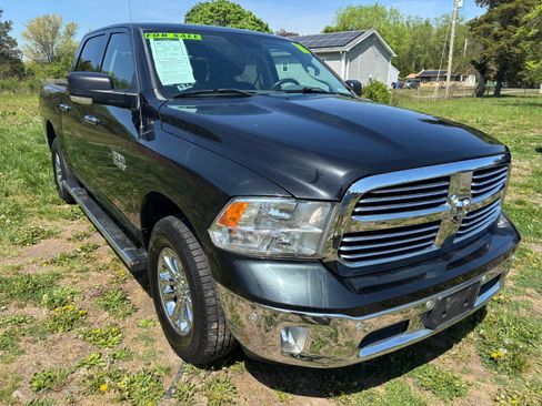 Used 2016 RAM 1500 Big Horn AWD/4WD image 3