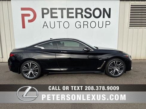 Used 2018 INFINITI Q60 2.0t w/ Moonroof Package image 2