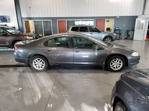 Used 2004 Dodge Intrepid SE FWD image 8