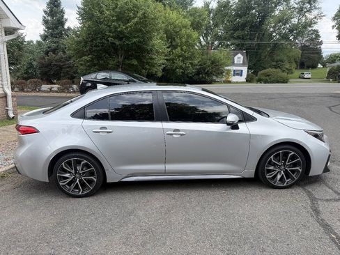 Used 2020 Toyota Corolla SE w/ SE Premium Package FWD image 8