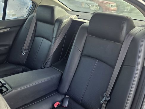 Used 2015 INFINITI Q40 AWD w/ Moonroof Package image 14