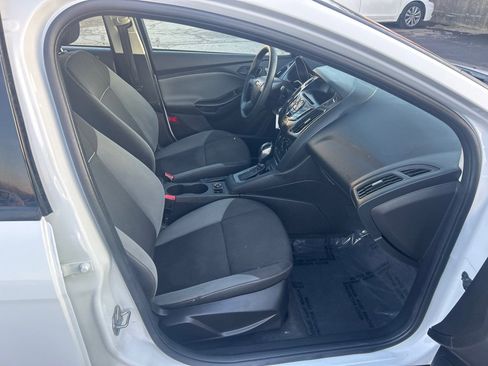 Used 2014 Ford Focus S image 12