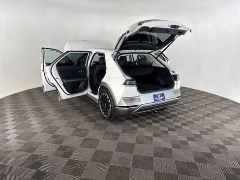 Used 2024 Hyundai Ioniq 5 Limited AWD/4WD image 17
