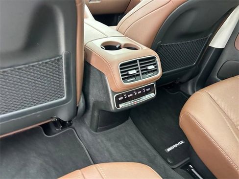 Used 2024 Mercedes-Benz GLS 450 4MATIC image 15
