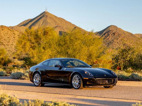 Used 2008 Ferrari 612 Scaglietti RWD image 2
