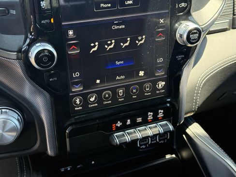 Used 2019 RAM 1500 Limited w/ Advanced Safety Group AWD/4WD image 22