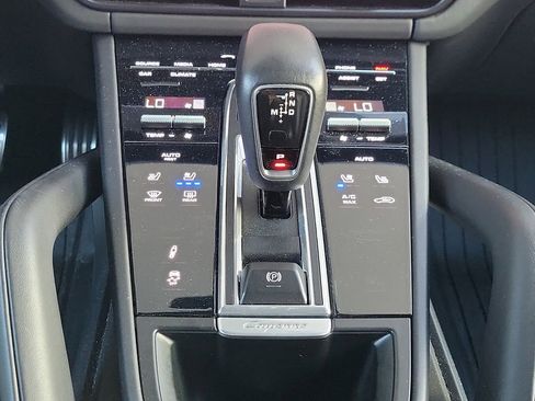 Certified 2022 Porsche Cayenne GTS AWD/4WD image 24