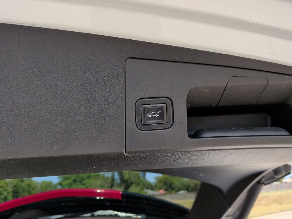 Used 2019 Cadillac XT5 FWD image 40
