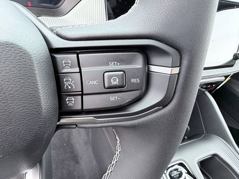 New 2026 Jeep Cherokee Laredo image 14