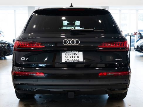 Used 2023 Audi Q7 3.0T Prestige w/ Prestige Package image 5