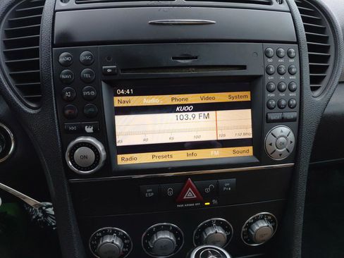 Used 2011 Mercedes-Benz SLK 300 SLK 300 image 4