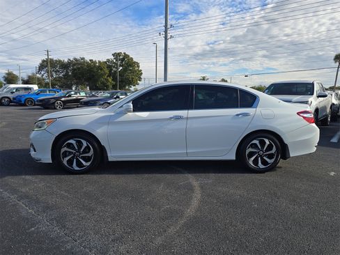 Used 2017 Honda Accord EX-L image 6