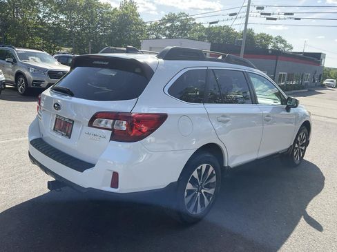 Used 2017 Subaru Outback 2.5i Limited AWD/4WD image 5