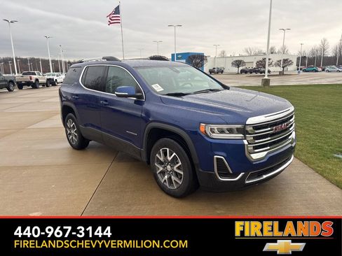 Used 2023 GMC Acadia SLE w/ Driver Convenience Package image 7