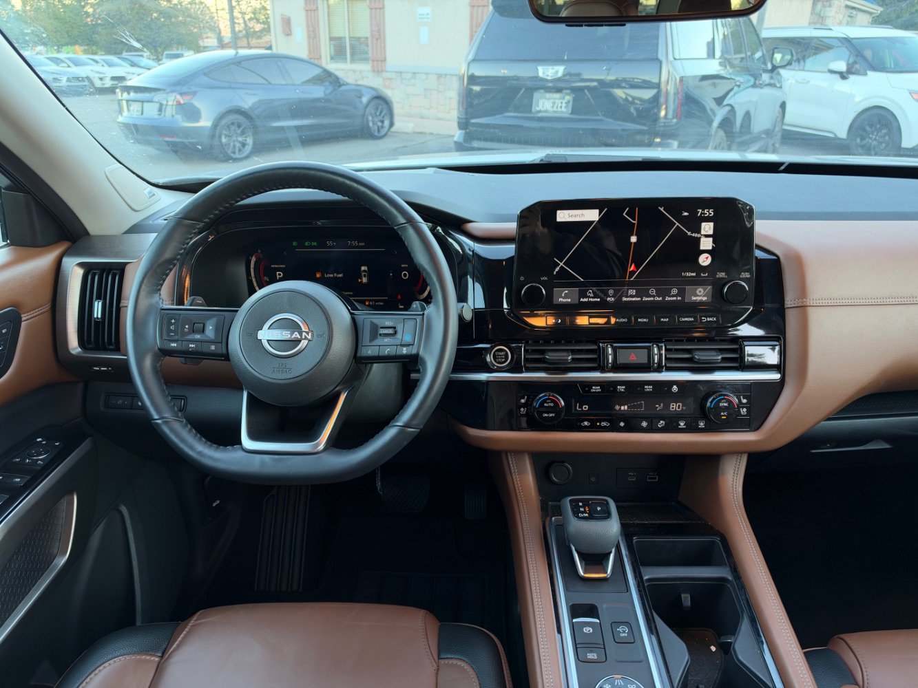 Used 2023 Nissan Pathfinder Platinum AWD/4WD image 12