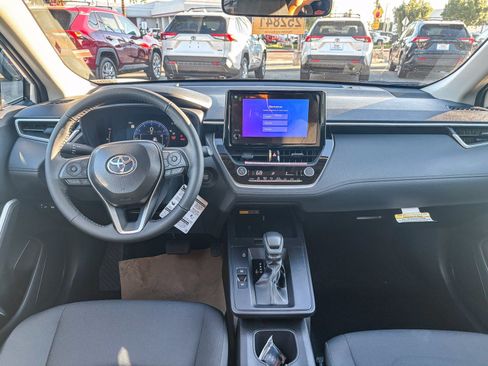New 2026 Toyota Corolla Cross LE w/ Moonroof Package FWD image 14