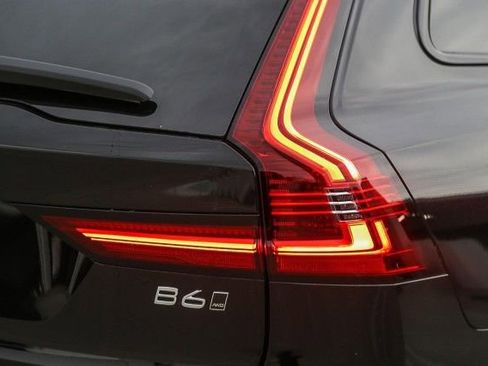 New 2025 Volvo V90 B6 Cross Country Plus w/ Protection Package Premier image 10