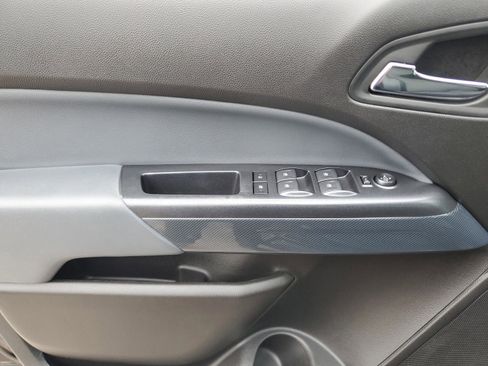 Used 2021 Chevrolet Colorado Z71 w/ Safety Package image 15