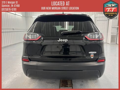 Used 2019 Jeep Cherokee Latitude w/ Popular Appearance Group FWD image 5
