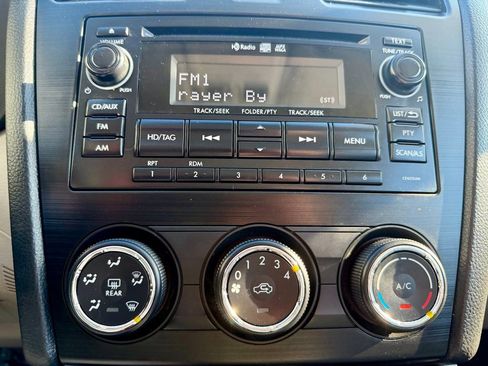 Used 2015 Subaru Forester 2.5i Premium w/ All-Weather Package image 28