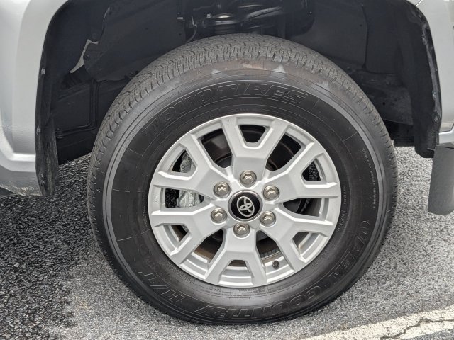 Used 2025 Toyota Tacoma SR RWD image 13