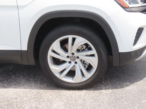 Used 2023 Volkswagen Atlas SE FWD image 7