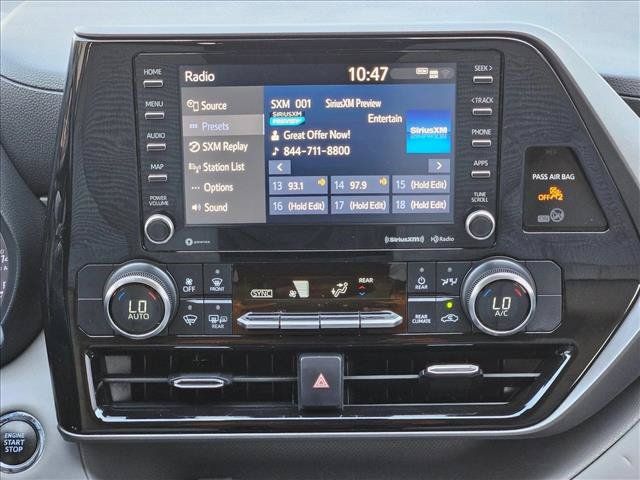 Used 2022 Toyota Highlander LE AWD/4WD image 13