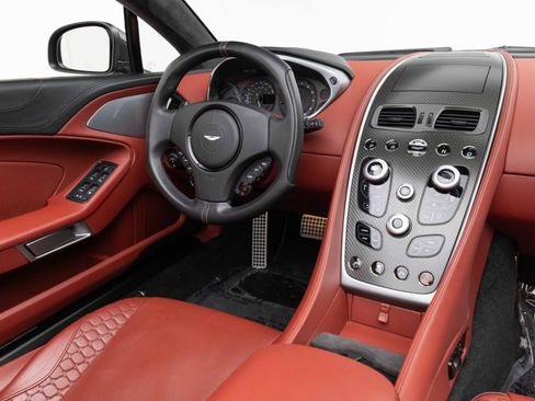 Used 2014 Aston Martin Vanquish Volante RWD image 12