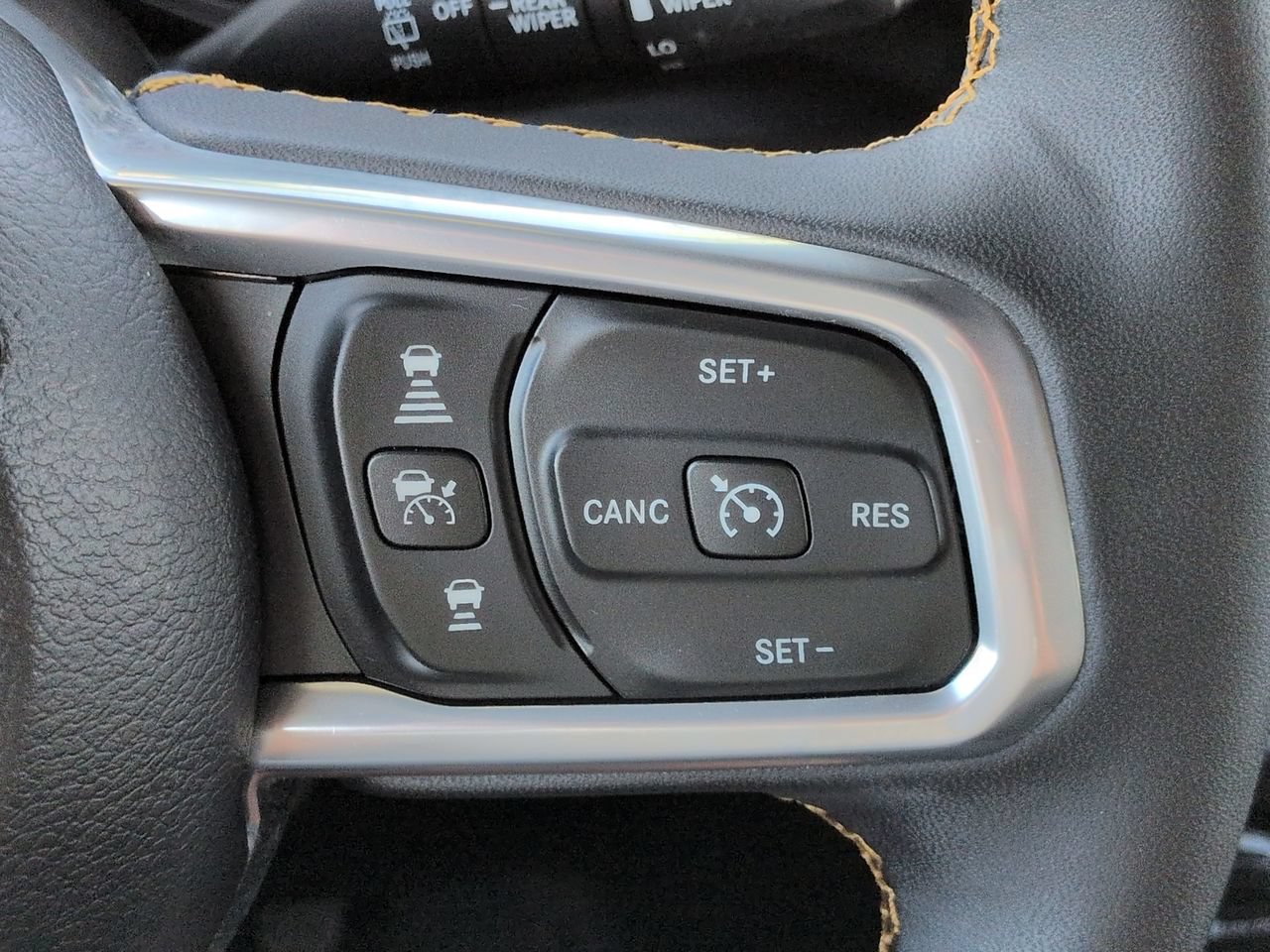 Used 2024 Jeep Wrangler High Altitude AWD/4WD image 28