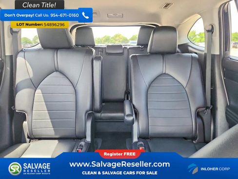 Used 2021 Toyota Highlander XLE AWD/4WD image 13