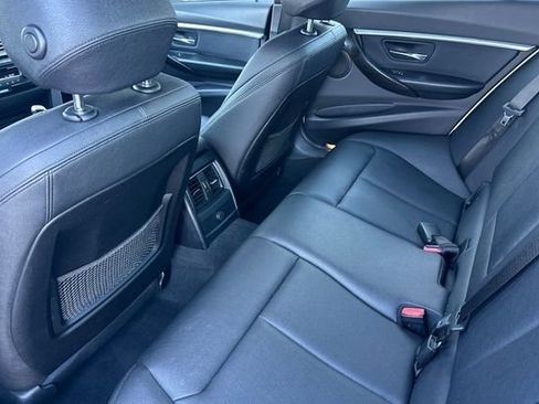 Used 2018 BMW 330e RWD image 14