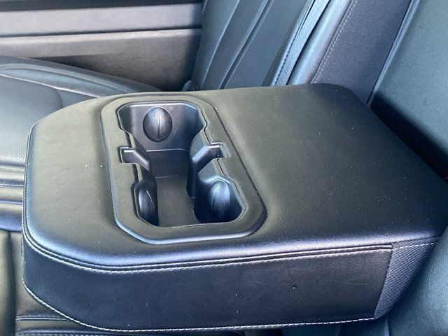 Used 2024 Jeep Wagoneer Series II w/ Flexible Seating Group RWD image 20
