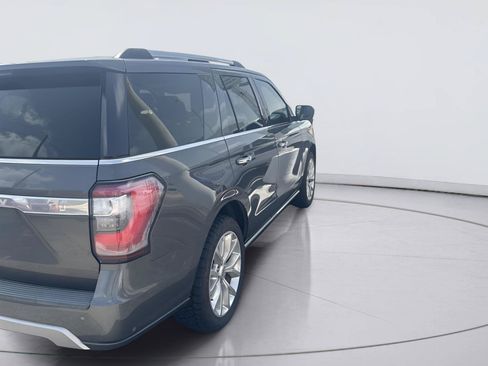 Used 2019 Ford Expedition Limited w/ Equipment Group 302A AWD/4WD image 2
