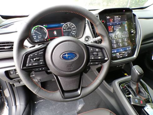 New 2026 Subaru Crosstrek 2.5i Limited w/ Crosstrek Mirror Package AWD/4WD image 12