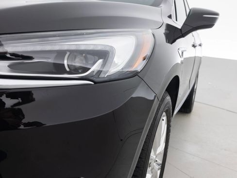 Used 2018 Buick Enclave Essence w/ Trailering Package image 12