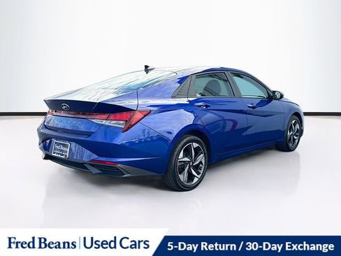 Used 2023 Hyundai Elantra SEL w/ Convenience Package image 7