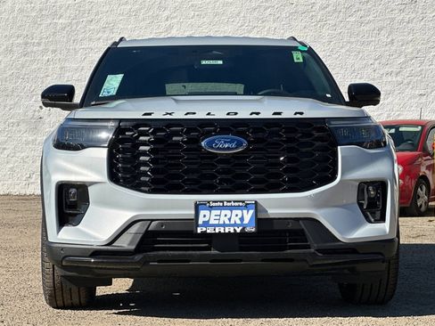 New 2026 Ford Explorer ST-Line w/ ST-Line Street Pack image 3