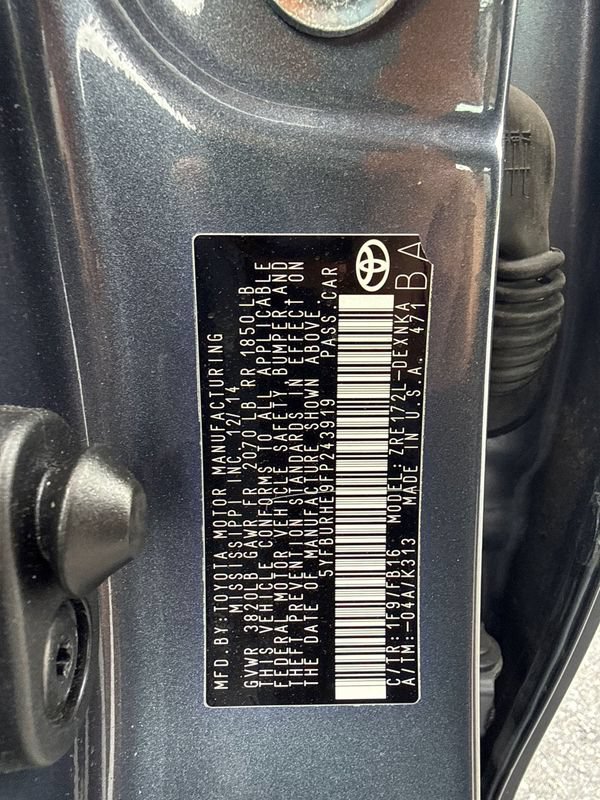 Used 2015 Toyota Corolla LE FWD image 24