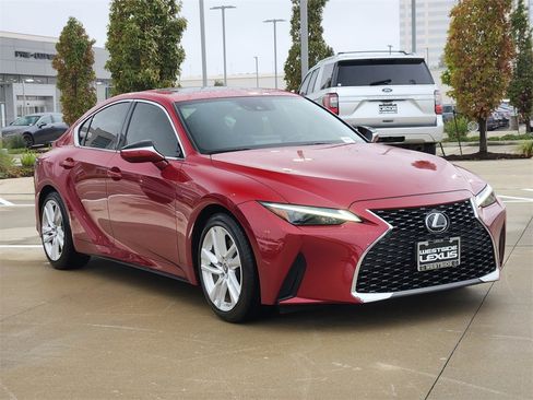 Used 2022 Lexus IS 300 w/ Comfort Package image 2