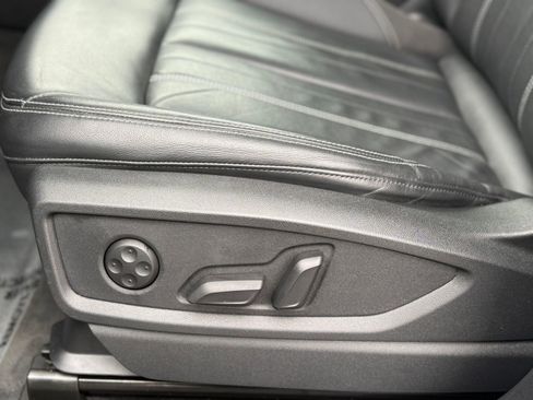 Used 2022 Audi Q5 2.0T Premium Plus w/ Premium Plus Package image 14