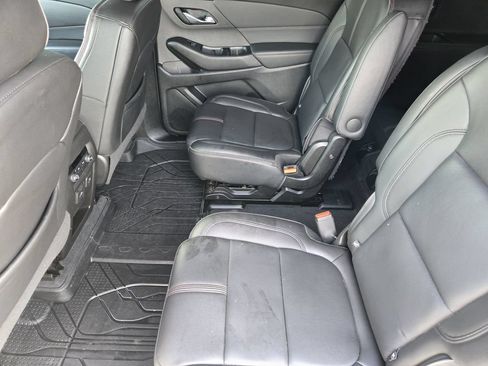 Used 2023 Chevrolet Traverse RS w/ LPO, Floor Liner Package AWD/4WD image 33