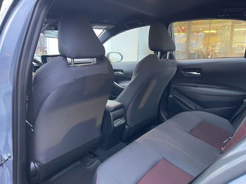 Used 2025 Toyota Corolla SE w/ Convenience Package image 10