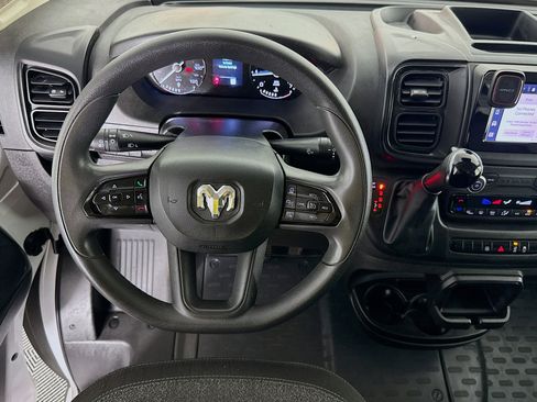 Used 2025 RAM ProMaster 2500 w/ Safety Group FWD image 16
